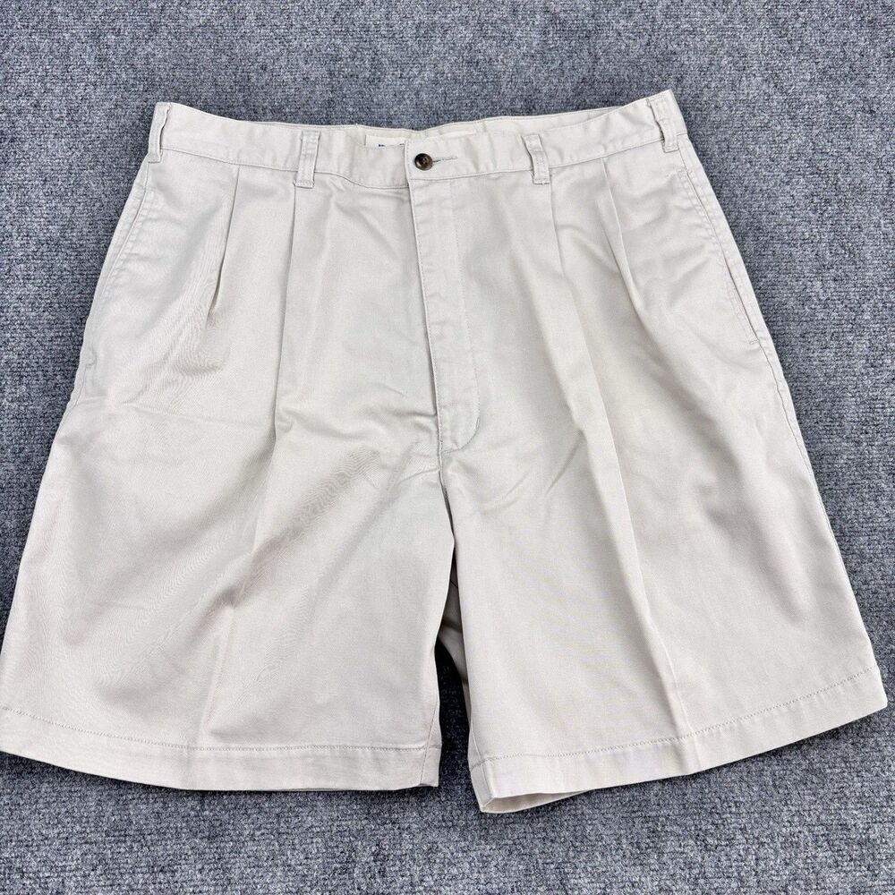 Dockers Khakis Men's 36L Light Khaki Pleated 100% Cotton Shorts